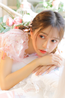 热点!女儿的朋友5在完整视频有翻译